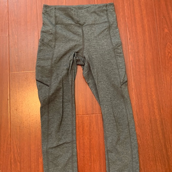 Lululemon Speed up crop (21") heathered black - Picture 3 of 6